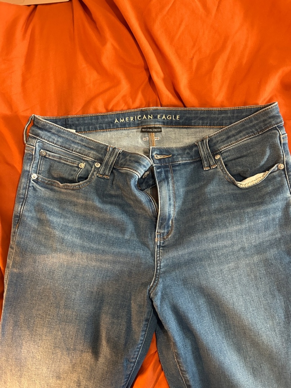 American Eagle Outfitters Women's Light-Med Blue Straight Leg Jeans